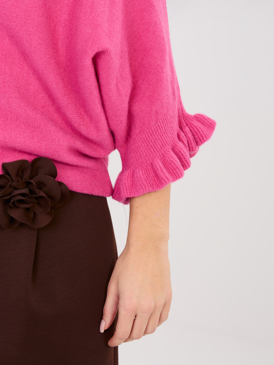Růžový pulovr s 3/4 rukávy a volánem