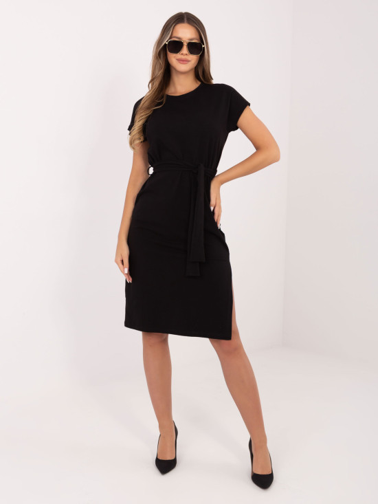 Černé bavlněné letní šaty s páskem