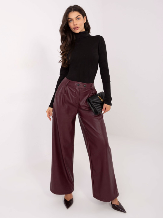 Černá žebrovaná roláková halenka