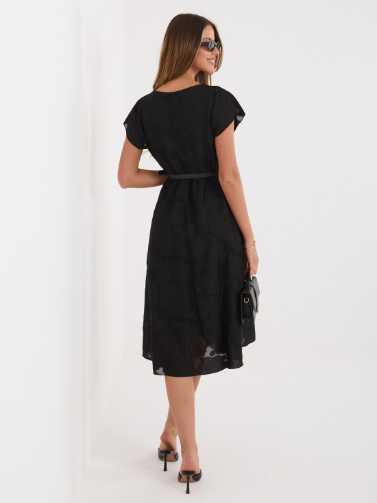 Černé rozšířené midi šaty s páskem