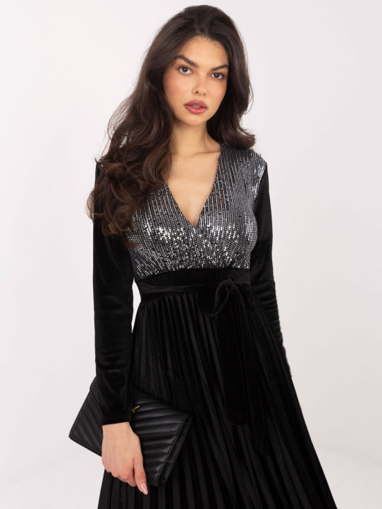 Černé maxi šaty s páskem a flitry