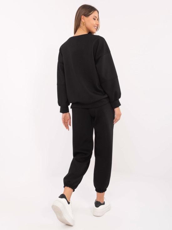 Stylový černý komplet