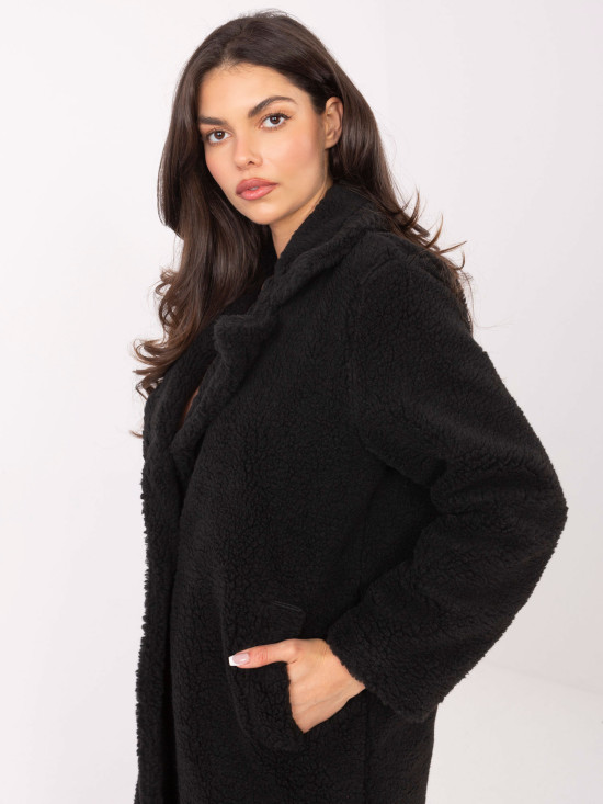 Černý teddy kabát s podšívkou a kapsami