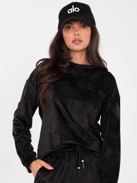 Černá dámská souprava s dlouhým rukávem a ozdobnými detaily