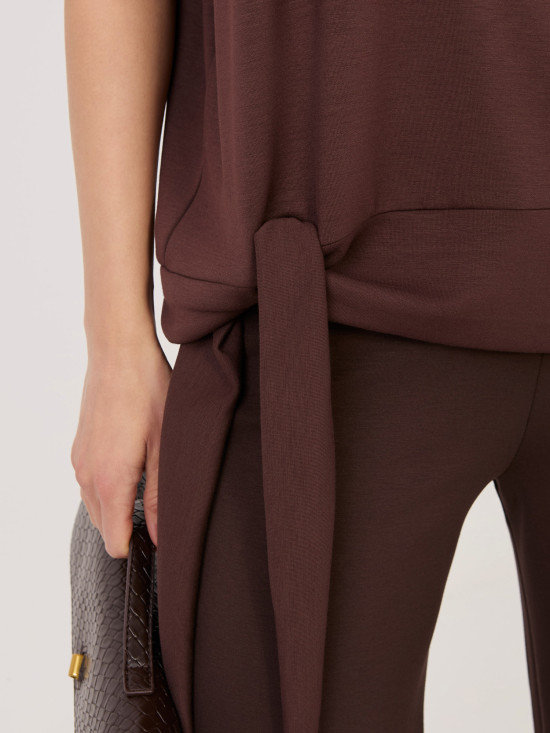 Dámská souprava v hnědé barvě