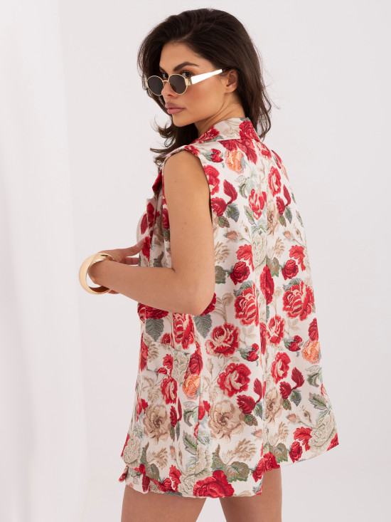 Elegantní červená vesta s květinovým vzorem