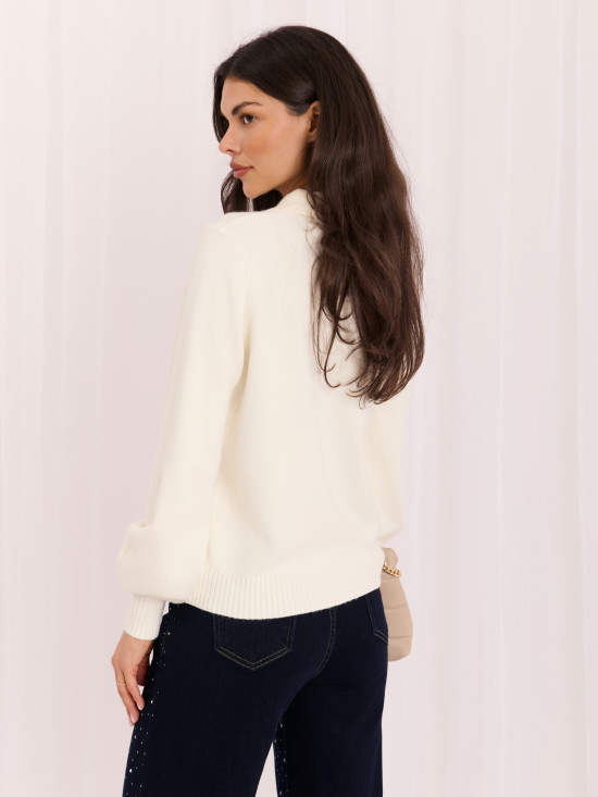 Elegantní ecru svetr s límečkem a knoflíky