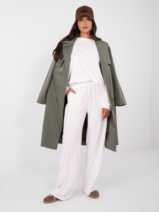 Dámská souprava ecru s dlouhým rukávem a ozdobnými detaily