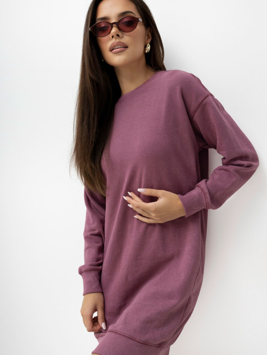 Fialové oversize šaty s dlouhým rukávem