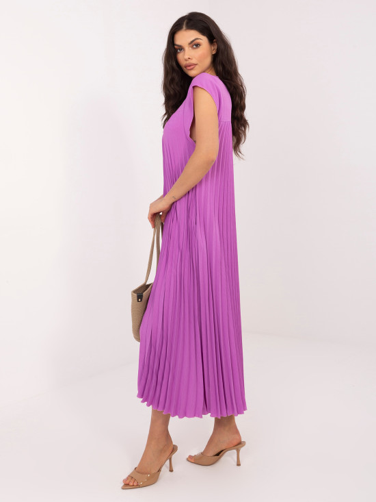 Fialové midi koktejlové šaty s kapsami