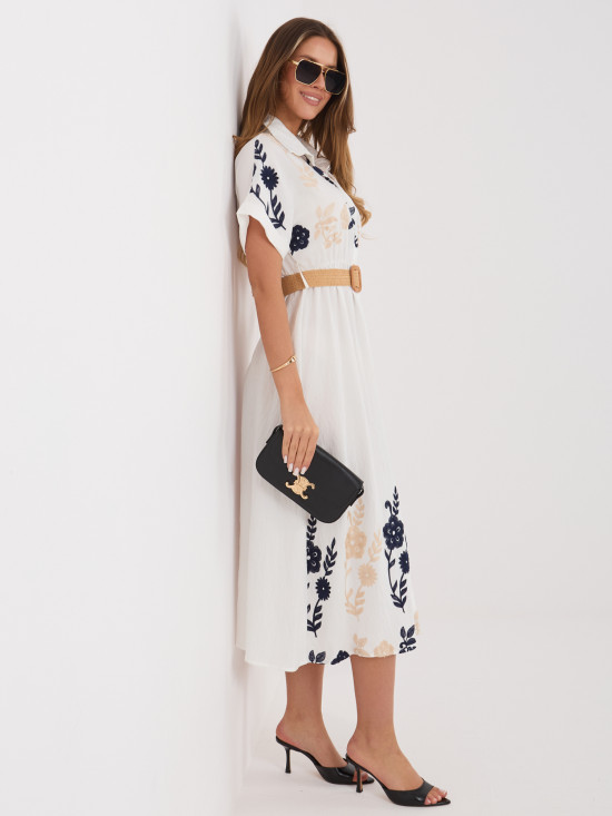 Bílo-tmavě modré košilové midi šaty s výšivkou a páskem