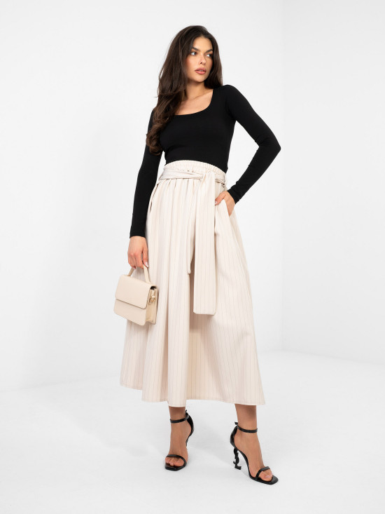 Béžová elegantní midi sukně s proužky a páskem