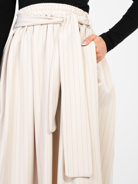 Béžová elegantní midi sukně s proužky a páskem