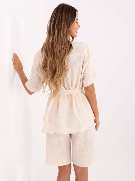 Stylový komplet ve světle béžové