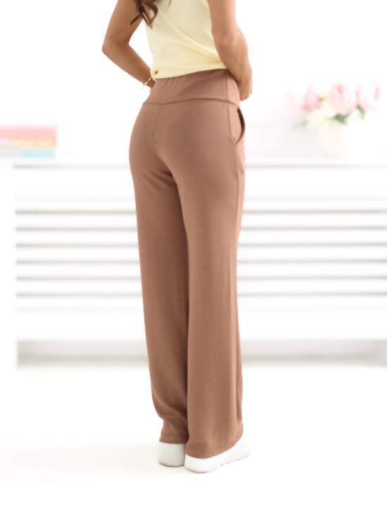 Béžové sportovní kalhoty s rovným střihem