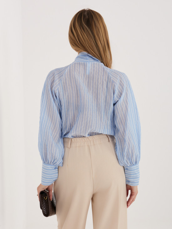 Dámská modrá košile s proužky a vázáním