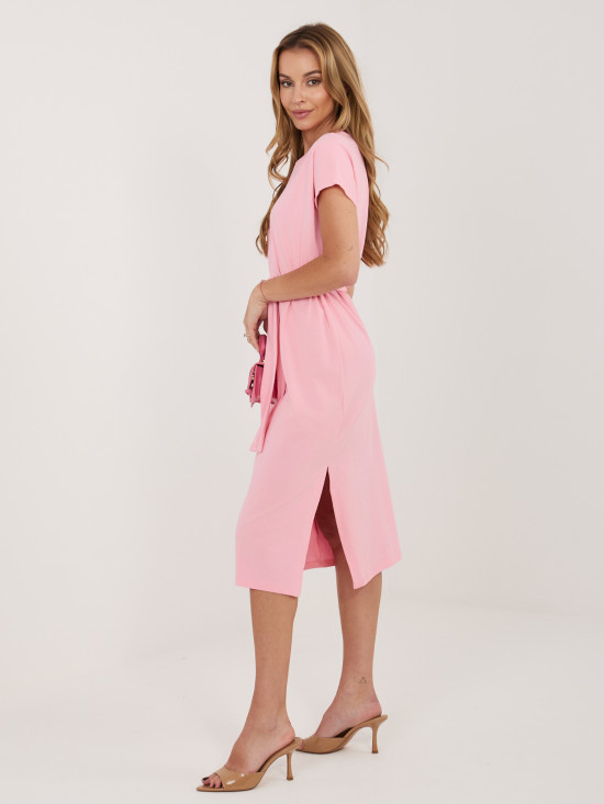 Světle růžové bavlněné letní šaty s páskem