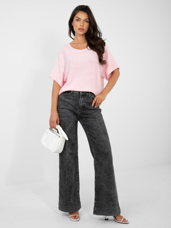 Elegantní krátký svetr ve světle růžové barvě