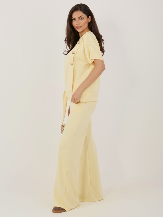 Dámská žlutá souprava s krátkým rukávem