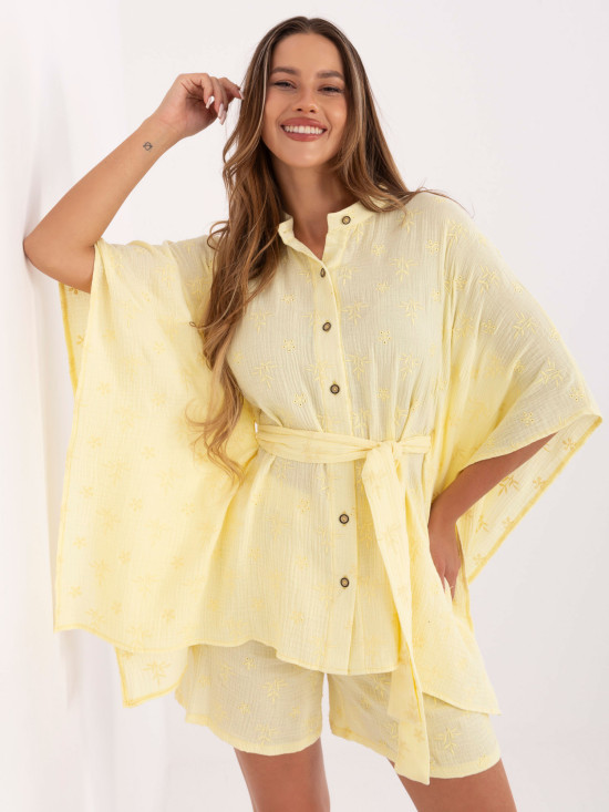 Stylový komplet v žluté barvě