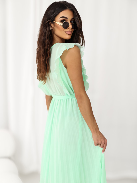 Rozšířené midi šaty v mátové barvě