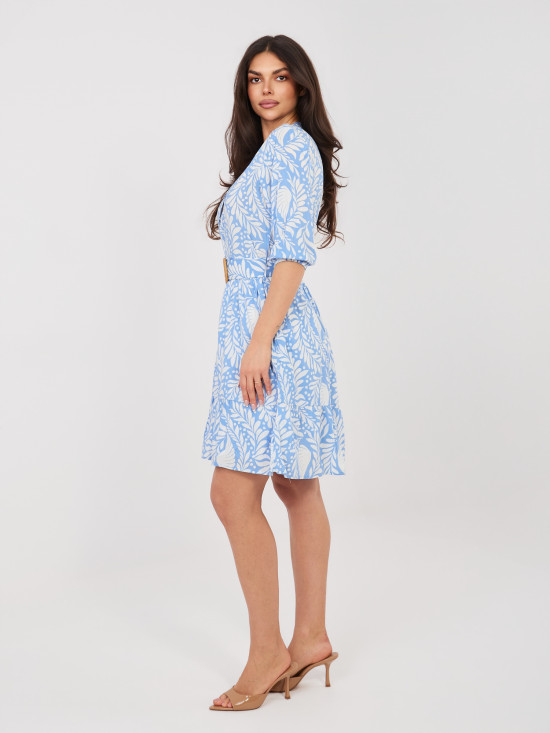 Modré šaty s potiskem a páskem