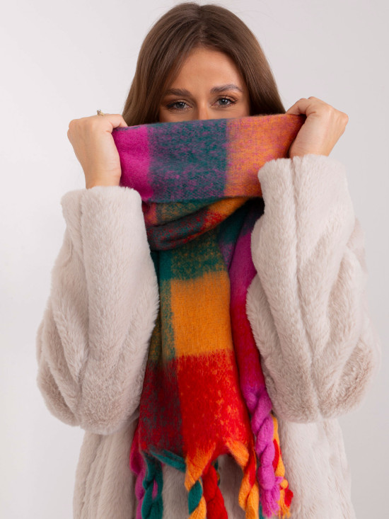 Elegantní šála v tmavě zelené barvě