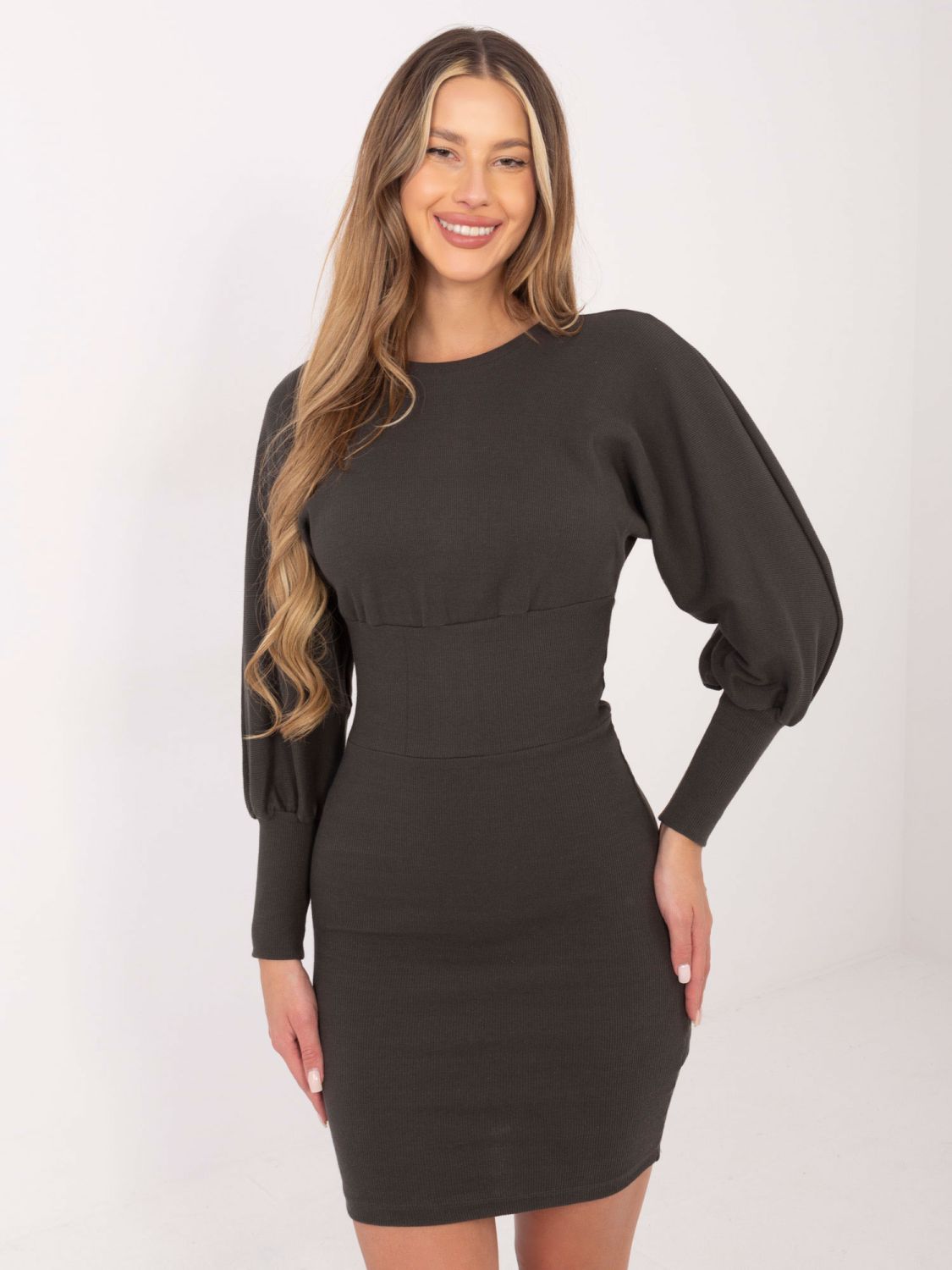 Stylové šaty v tmavě khaki