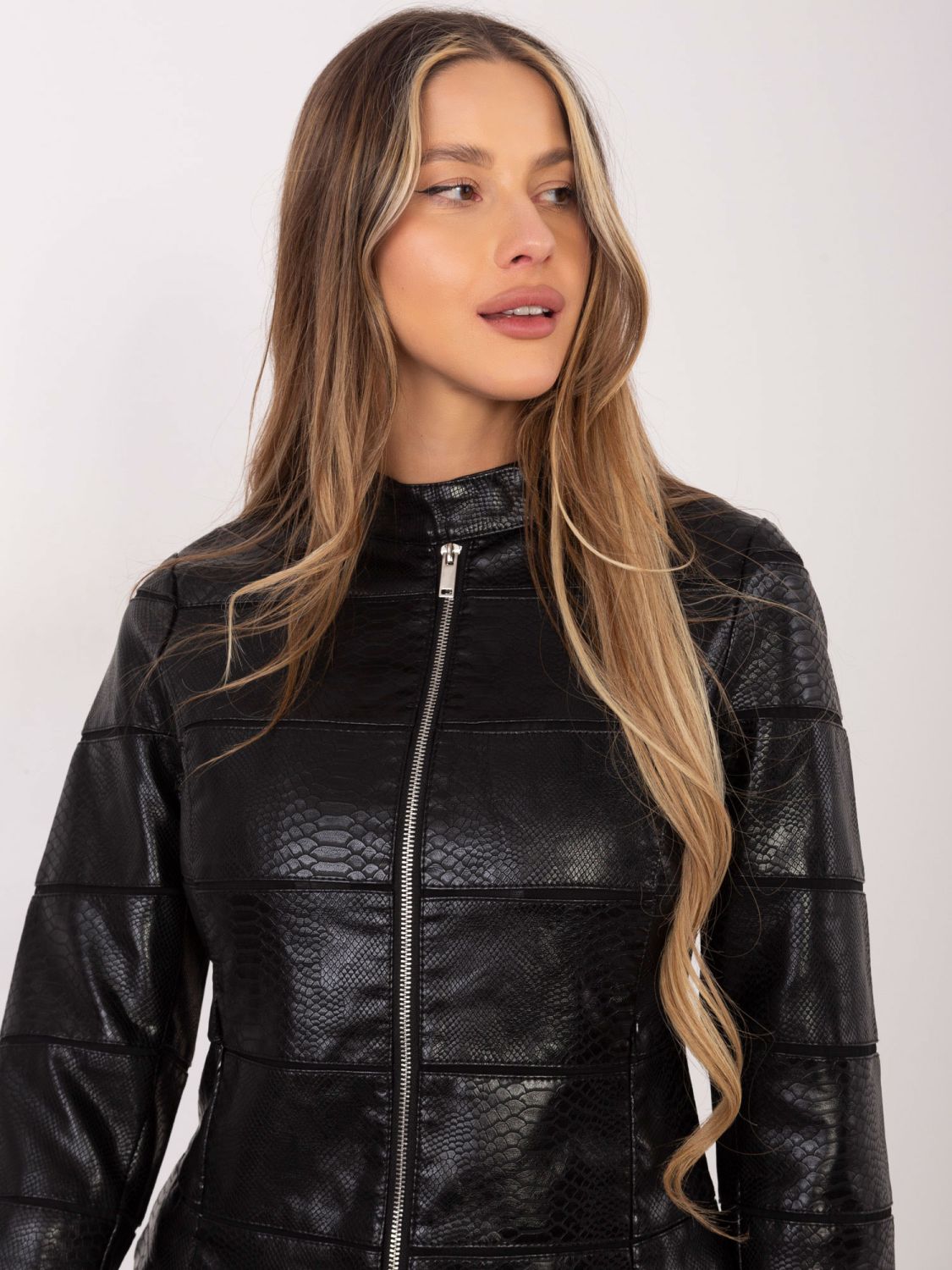 Černá přechodná bunda z ekologické kůže