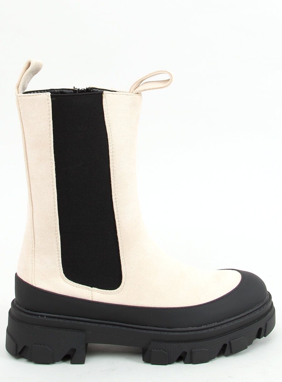 Béžovo-černé semišové kozačky