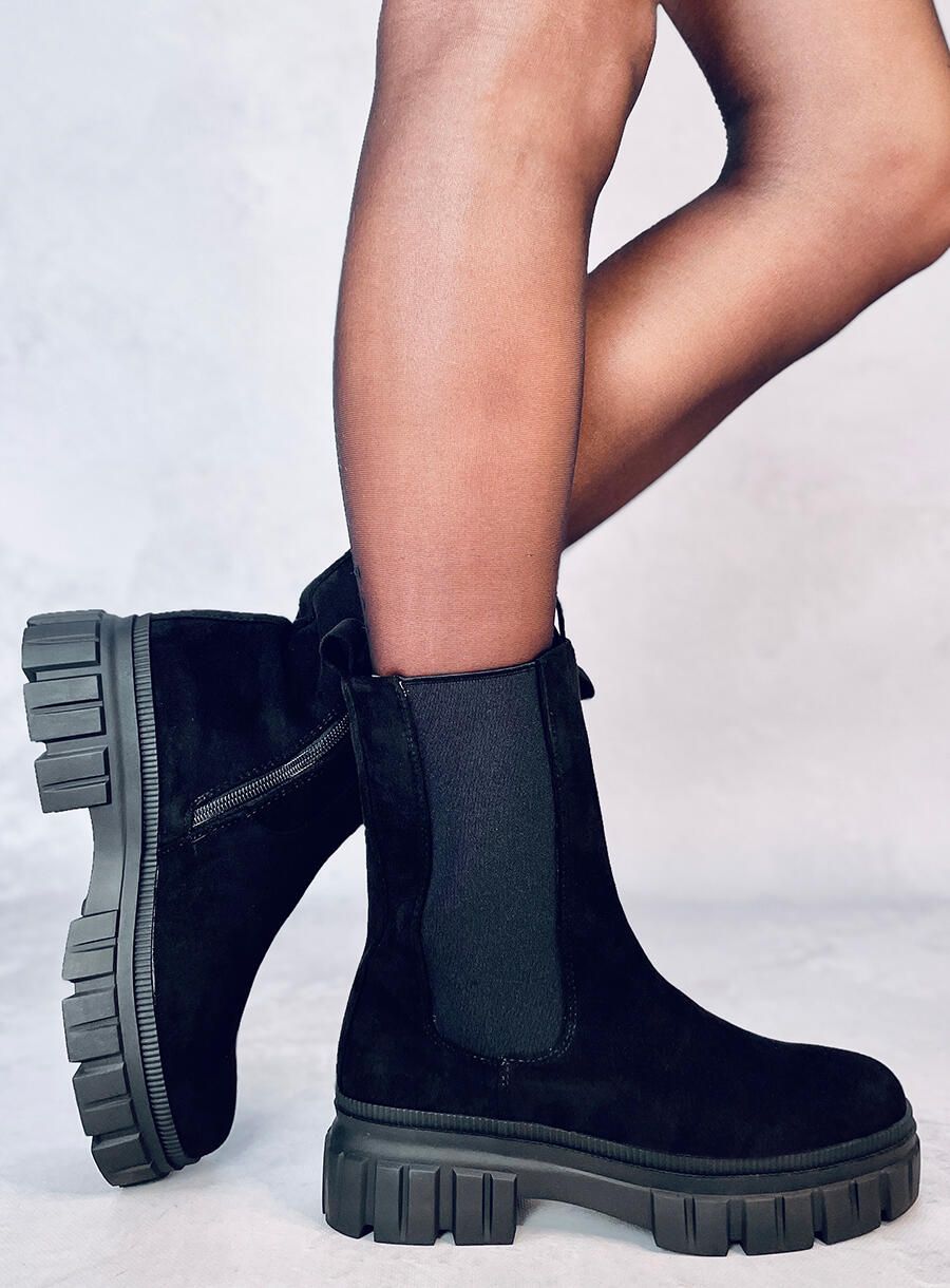 Semišové kozačky s elastickou manžetou černé