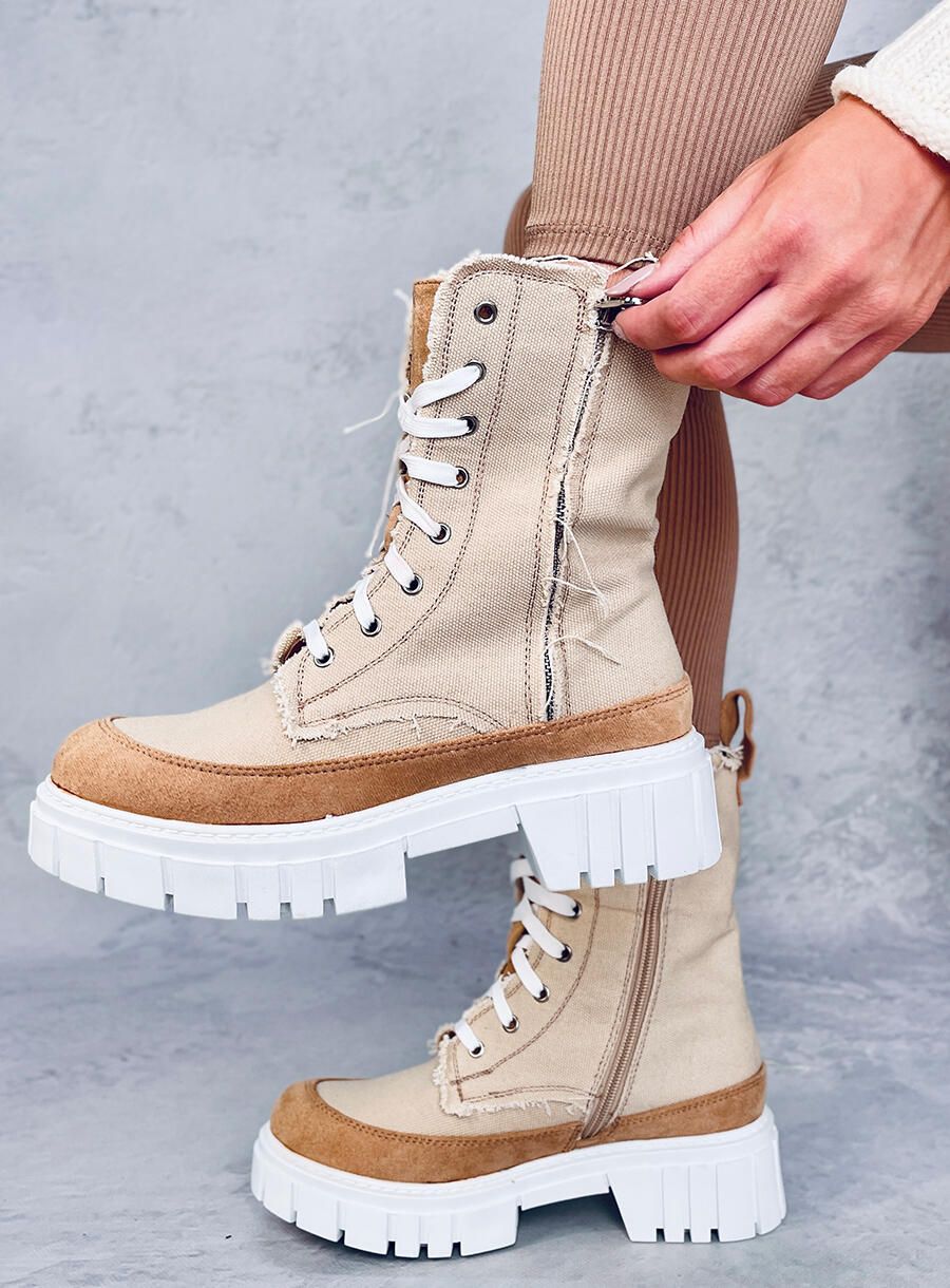 Béžové látkové kozačky na hrubé podrážce