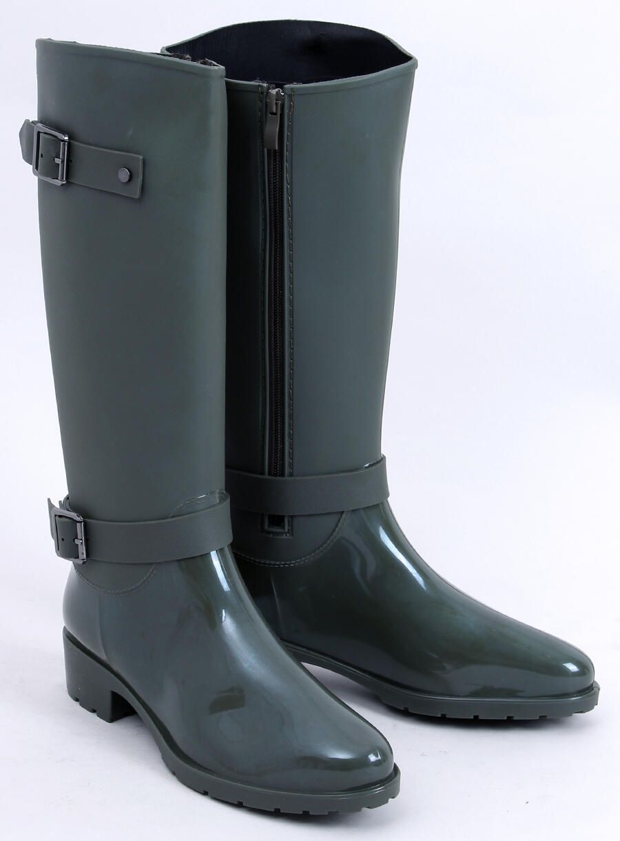 Zelené vysoké holínky