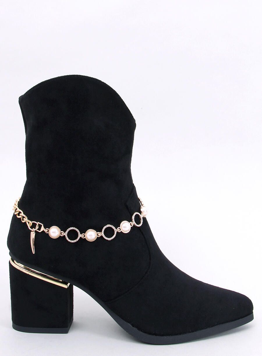 Černé dámské semišové kozačky s řetízkem