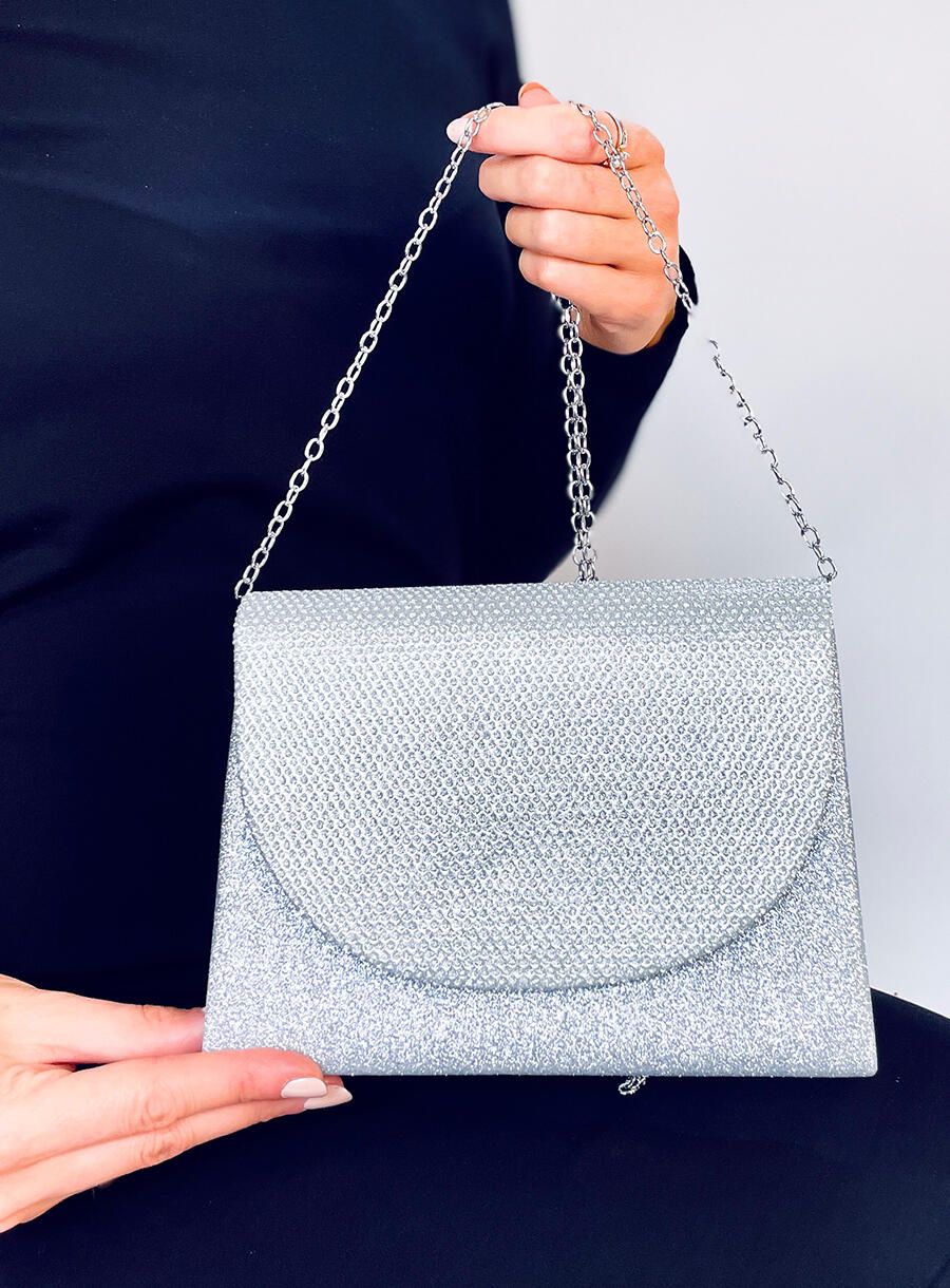 Lesklá formální kabelka stříbrná