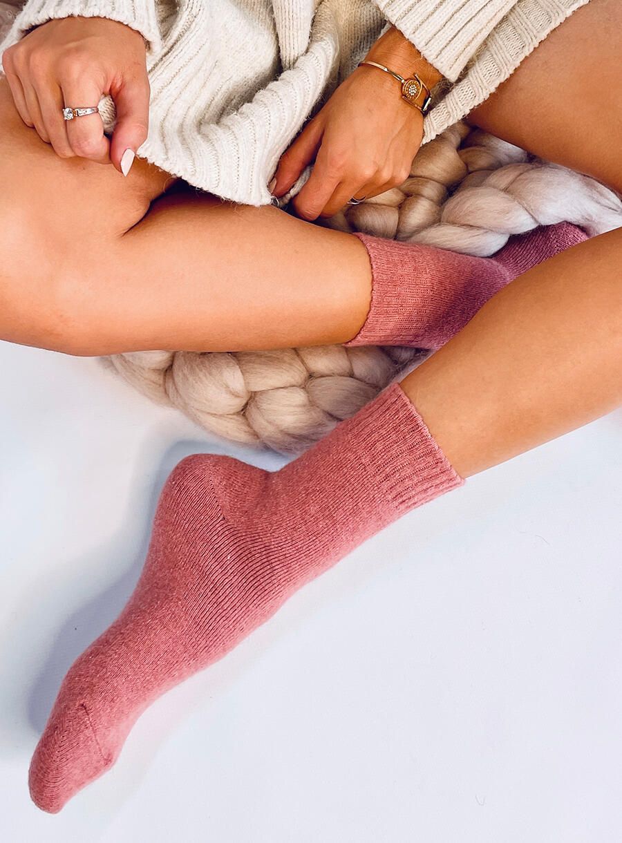 Ružové vlněné ponožky