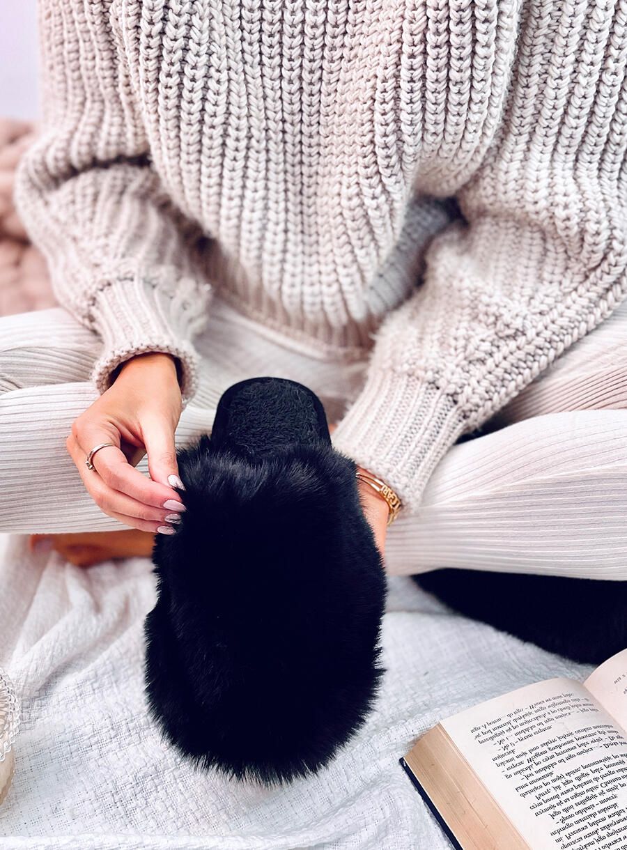 Papuče s umělou kožešinou černé