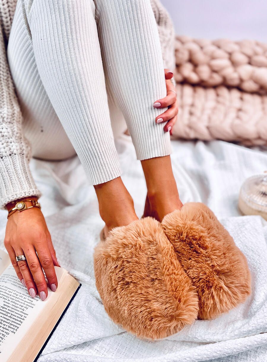 Papuče s umělou kožešinou camel