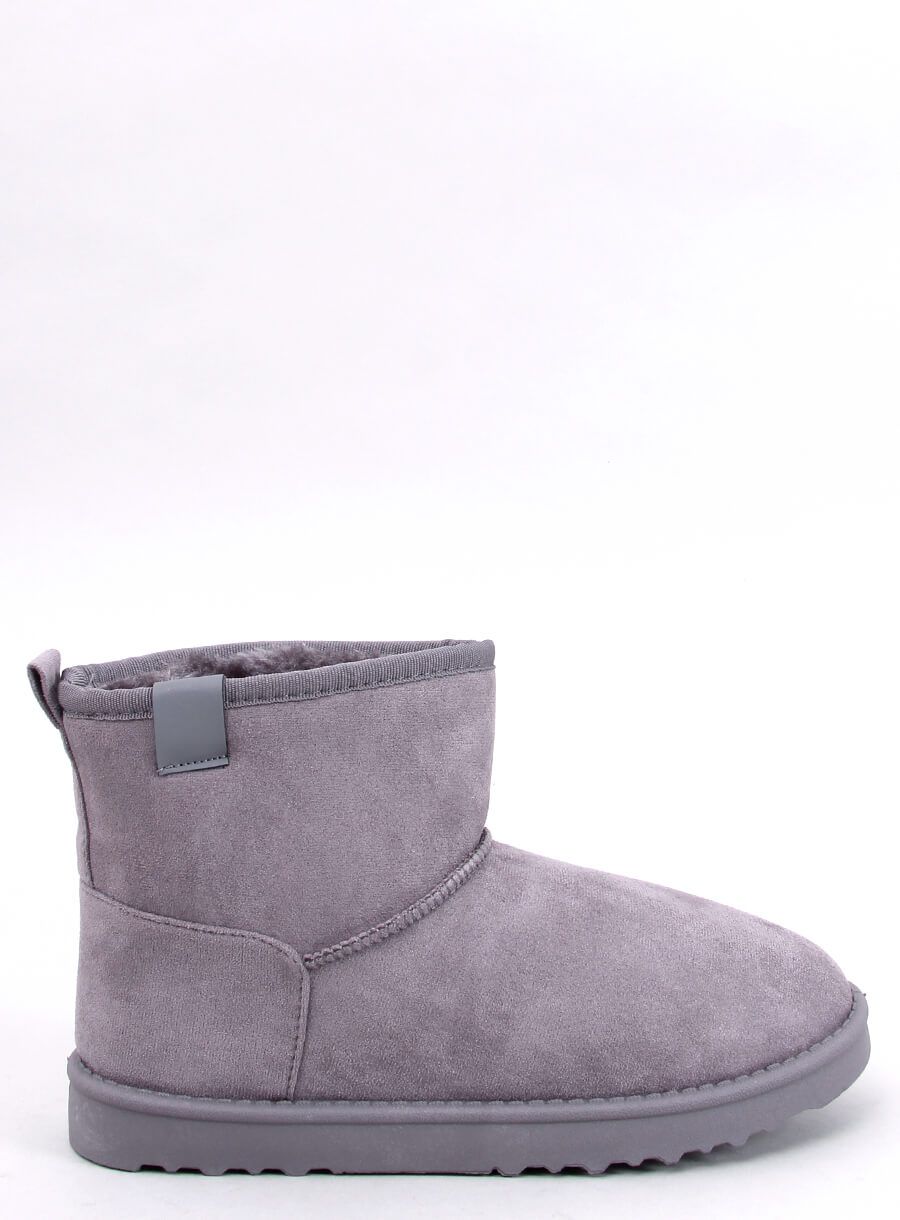 Šedé zateplené nízké sněhule