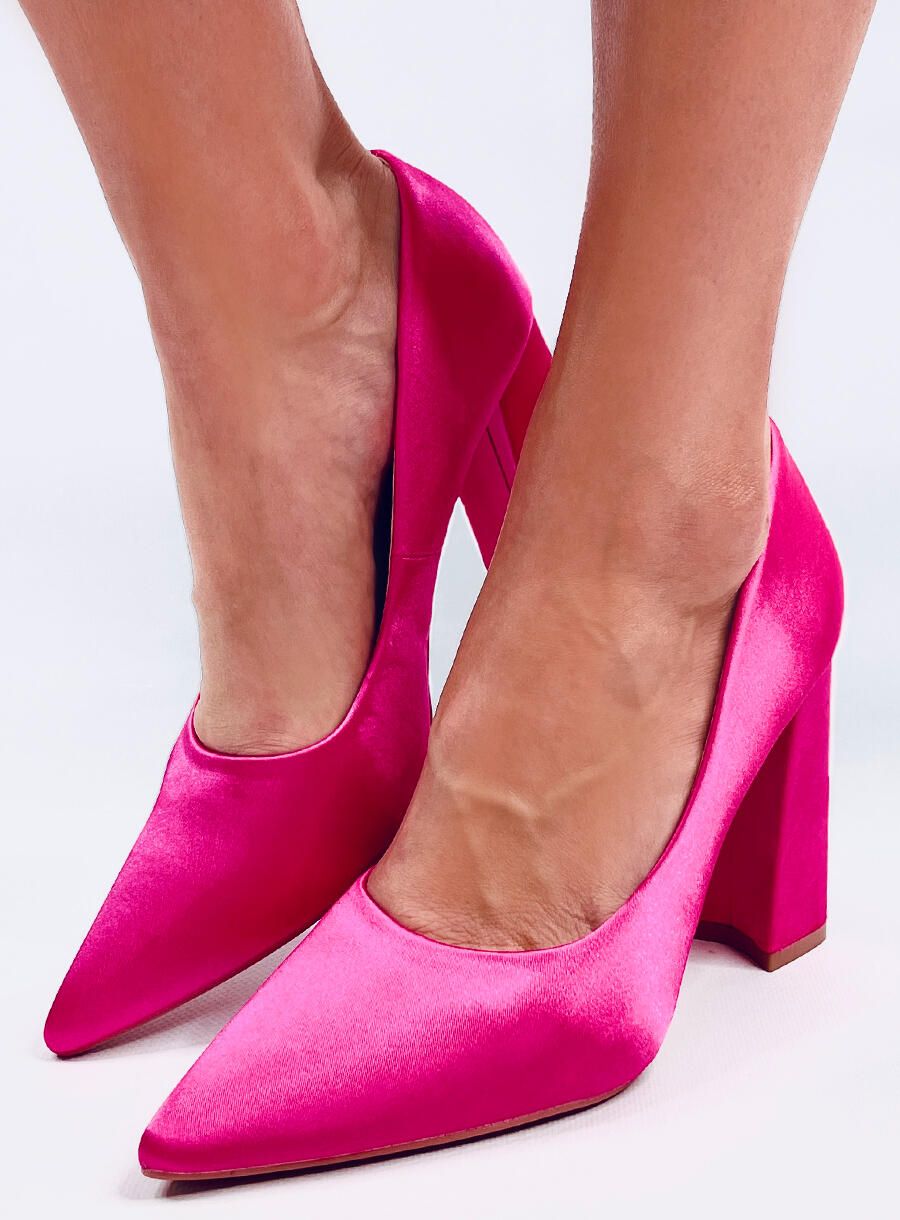 Růžové saténové lodičky