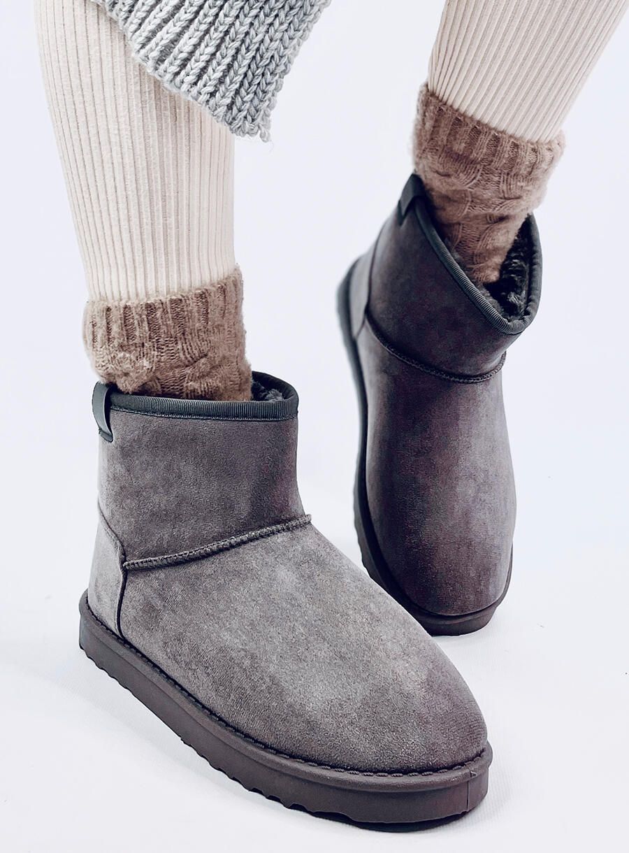 Šedé zateplené nízké sněhule