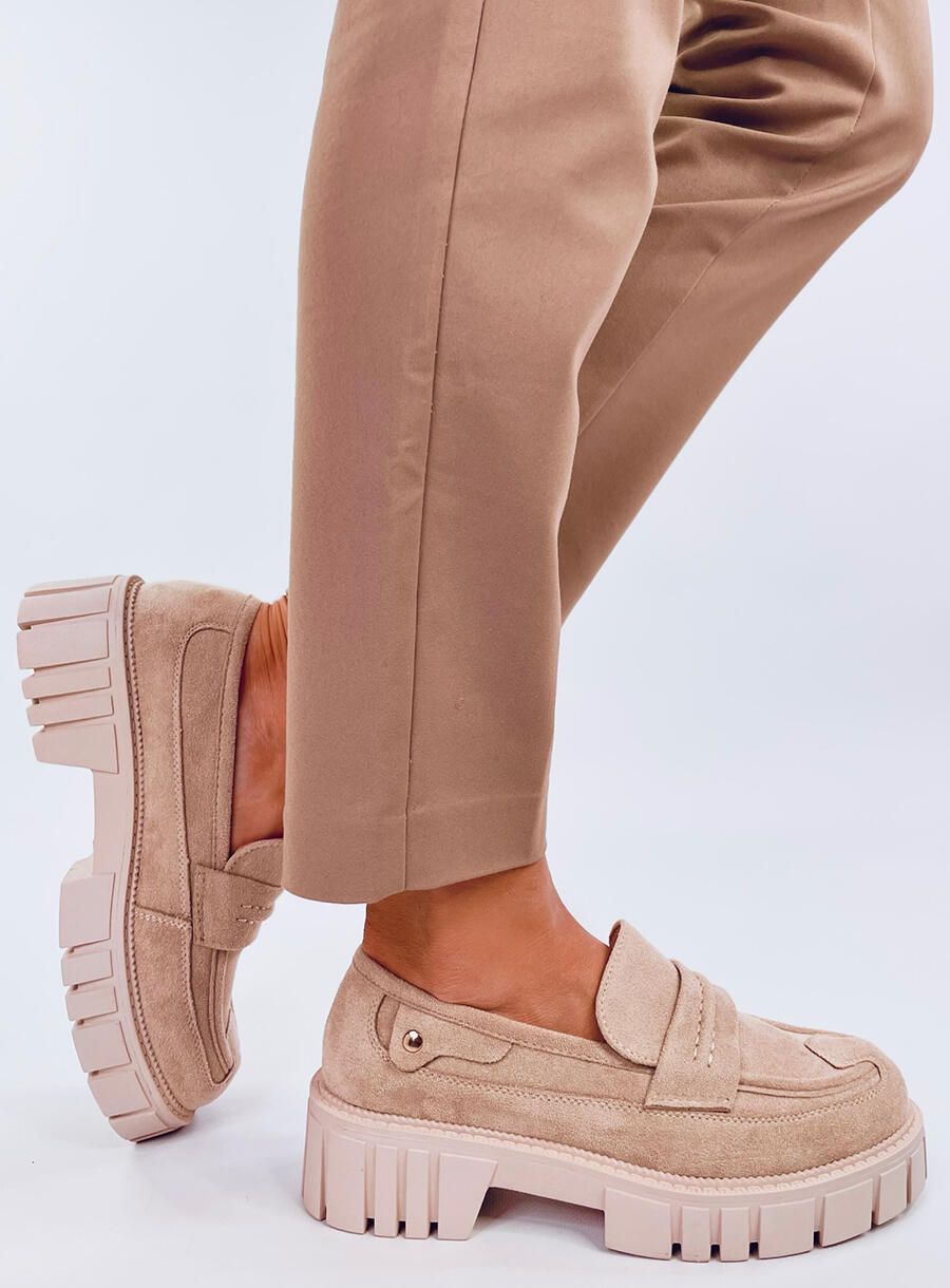 Béžové semišové mokasíny na platformě