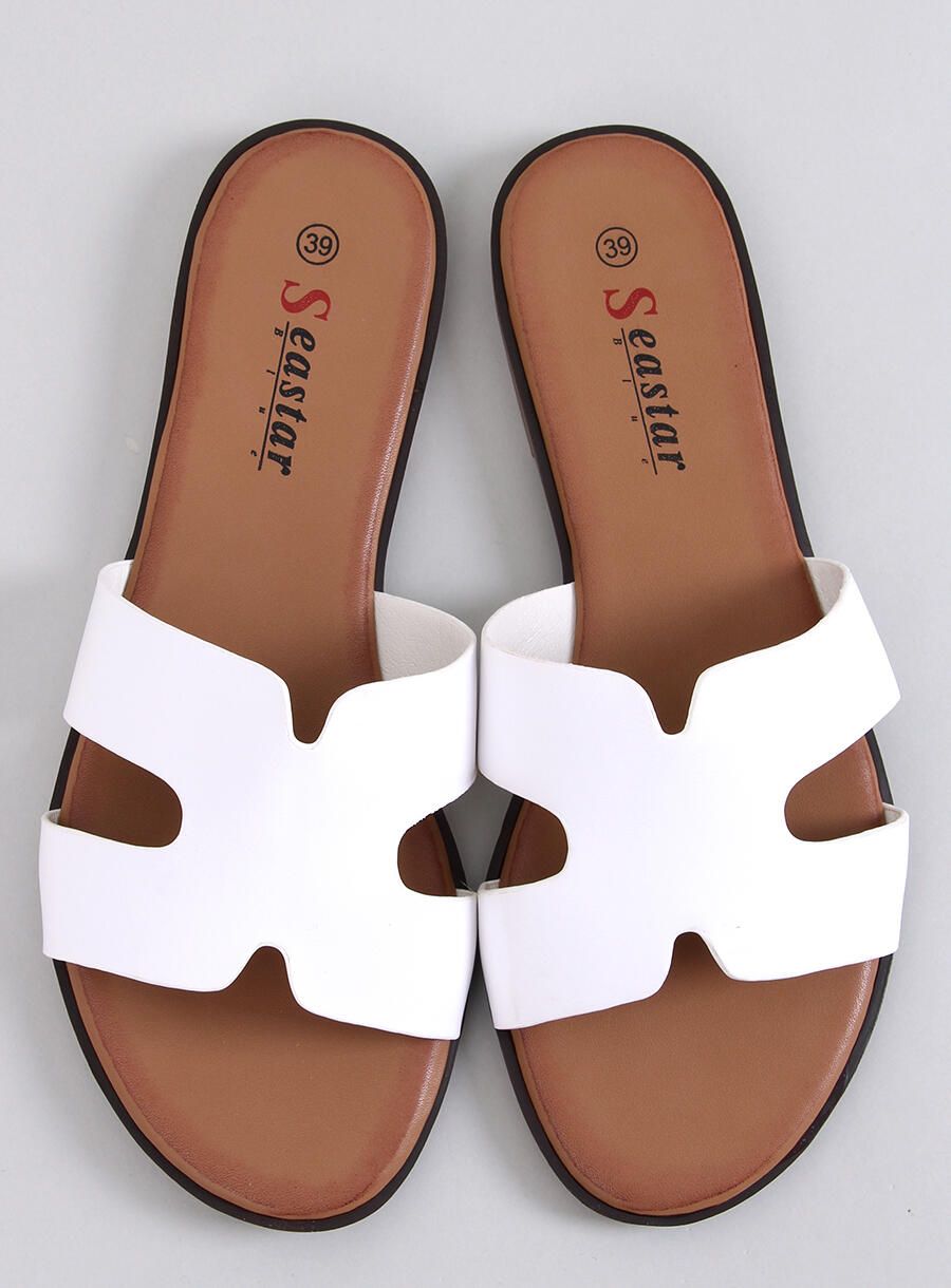 Dámské pantofle v minimalistickém střihu bílé