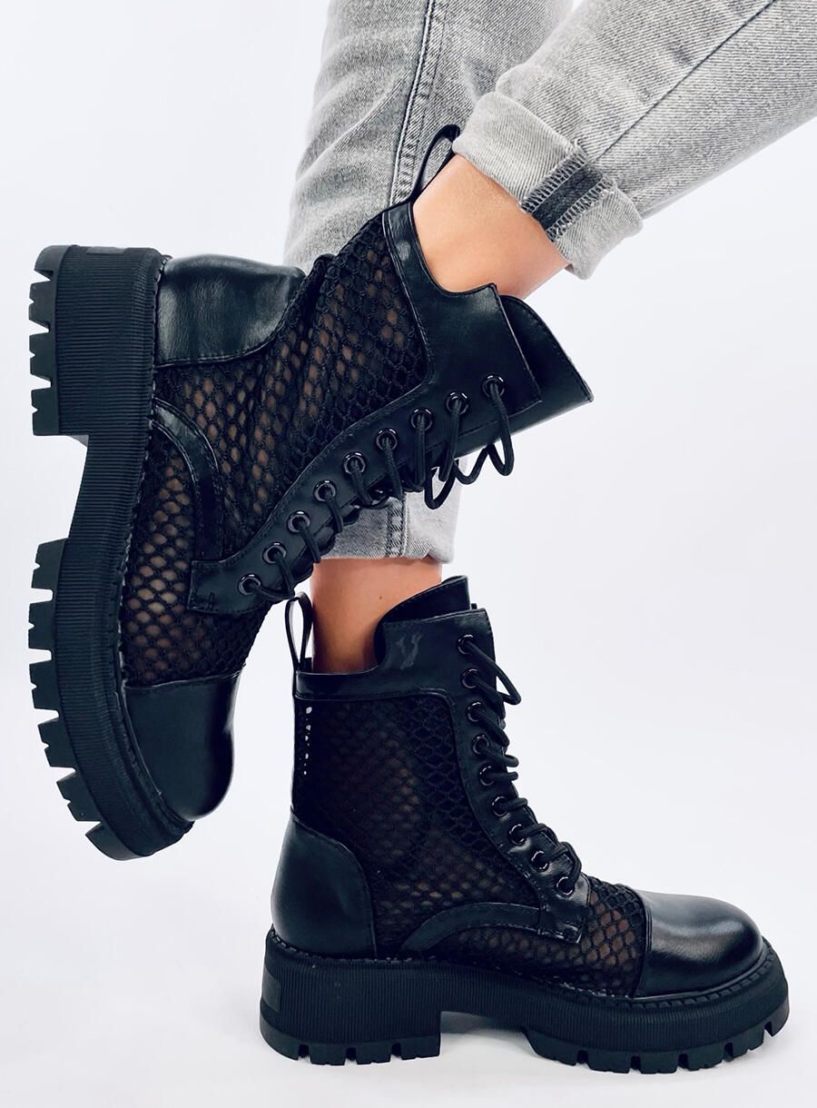 Kozačky se síťovinou černé