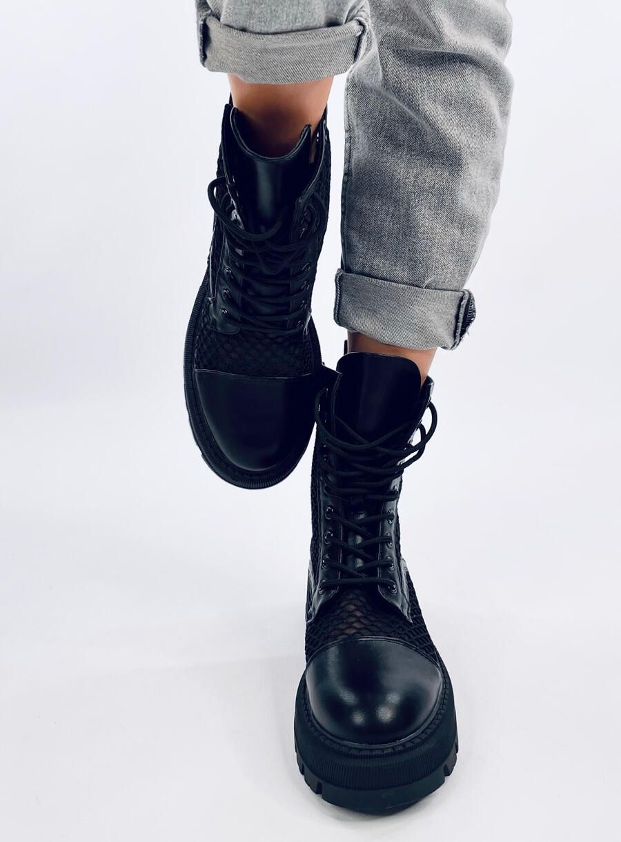 Kozačky se síťovinou černé