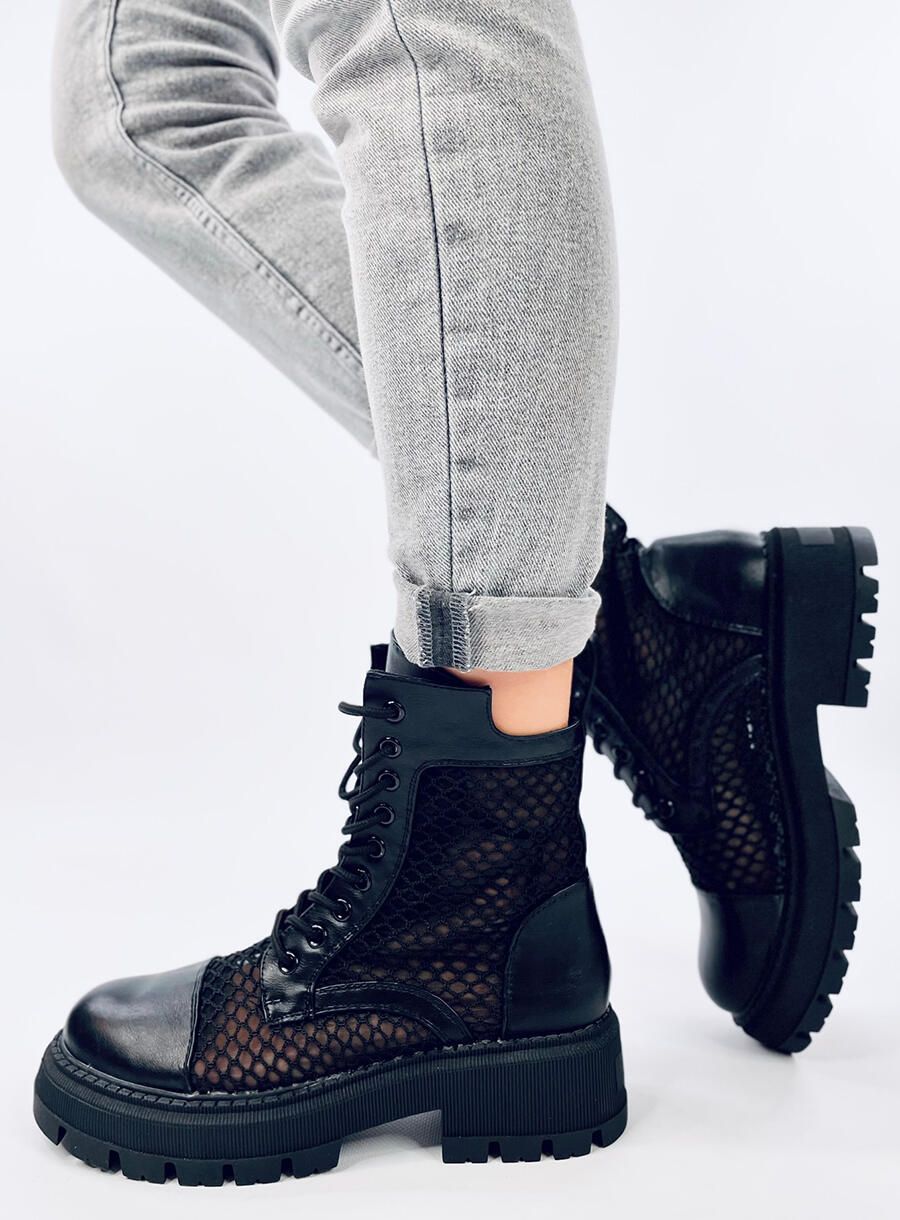 Kozačky se síťovinou černé