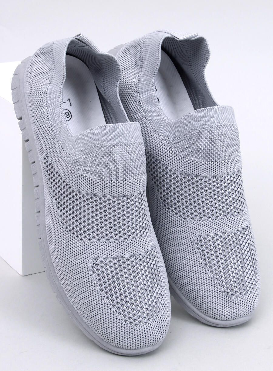 Šedé tenisky bez šněrování
