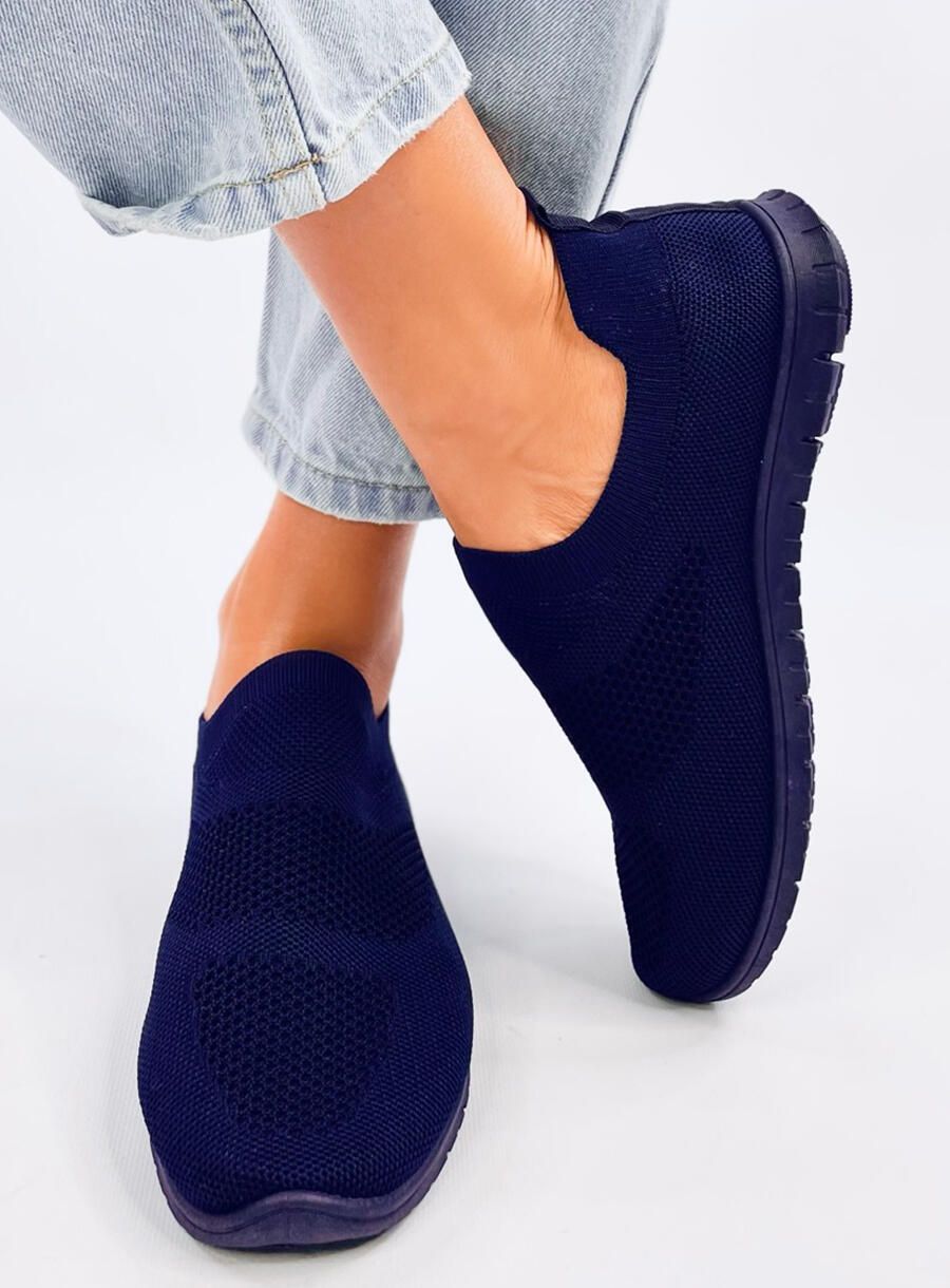 Tmavě modré tenisky bez šněrování