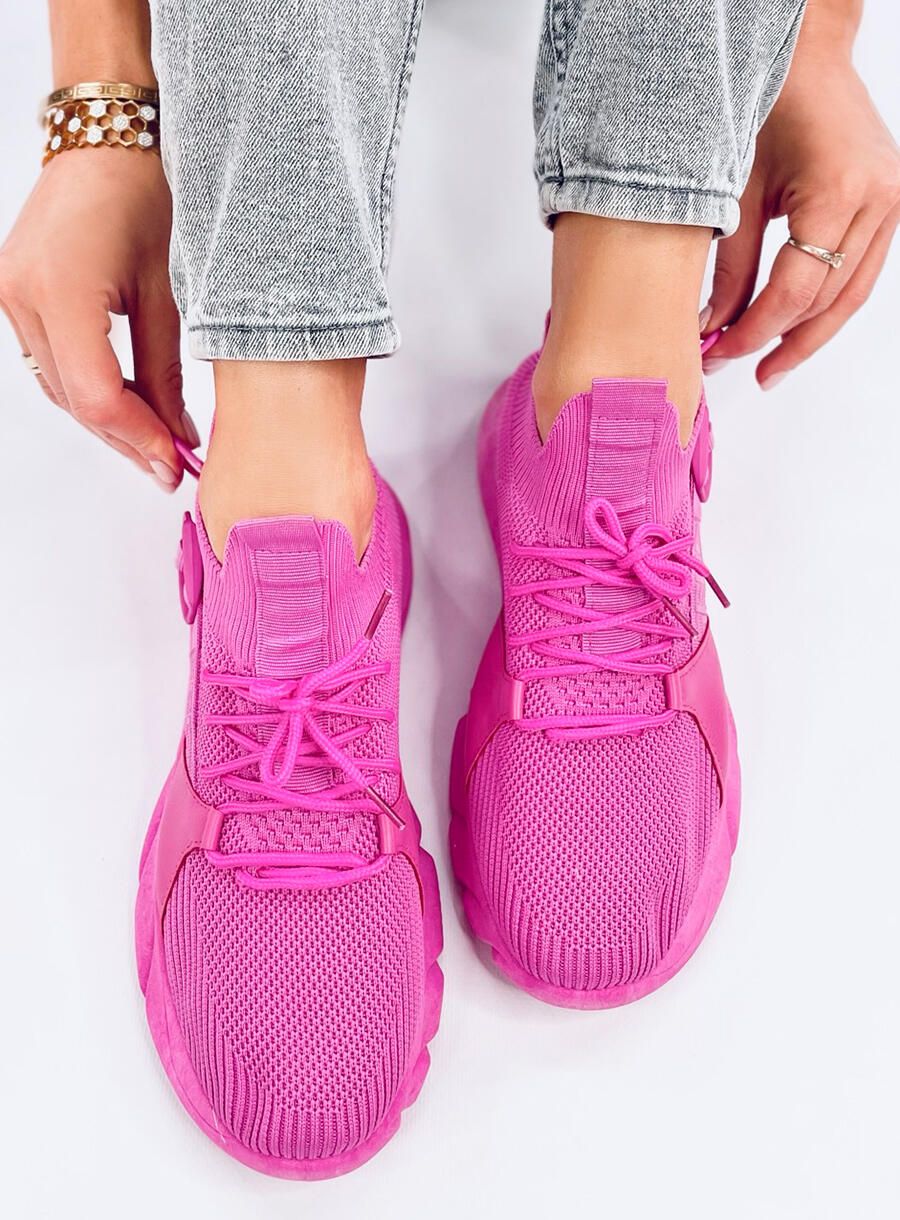 Růžové látkové tenisky