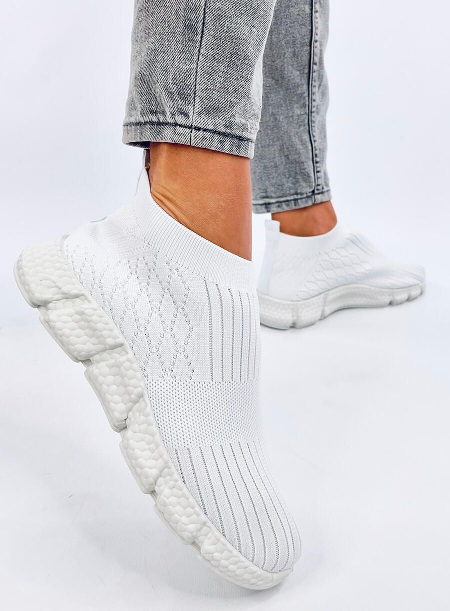 Dámské látkové slip-on tenisky bílé